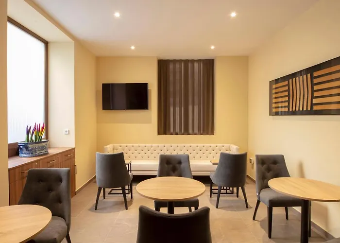 Sh Palace (adults Only)