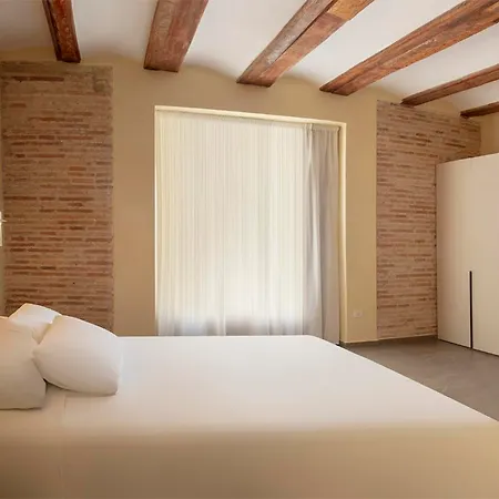فندق Sh Palace (adults Only) 3*